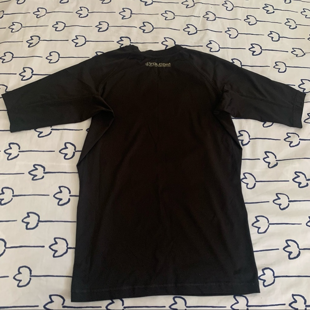Volcom Rash guard - Picture 2 of 2